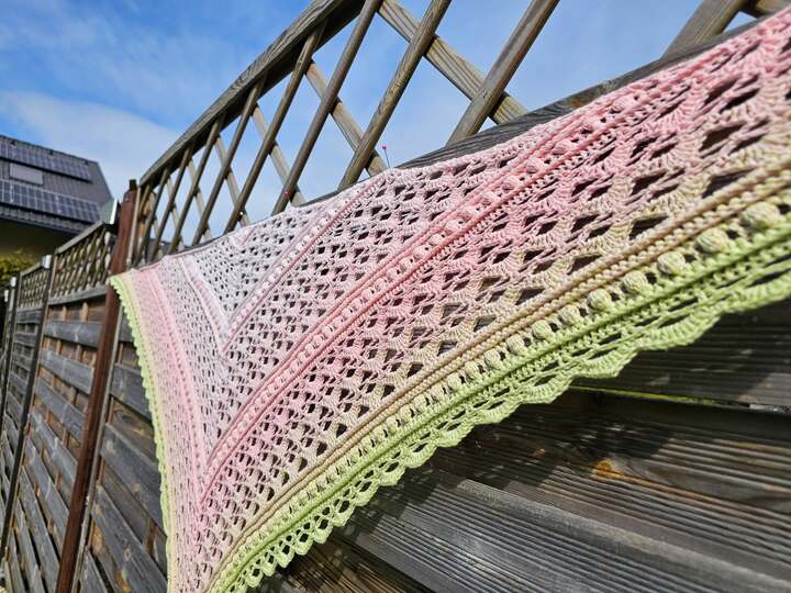 Crochet Pattern Triangular Scarf "Isaia"