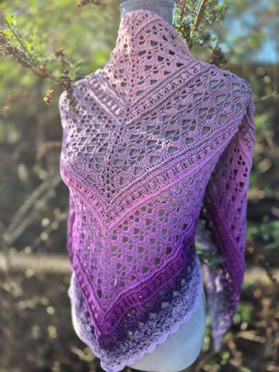 Crochet Pattern Triangular Scarf "Isaia"
