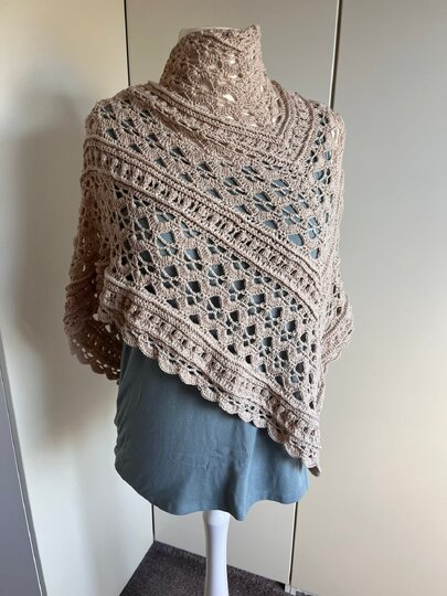 Crochet Pattern Triangular Scarf "Isaia"