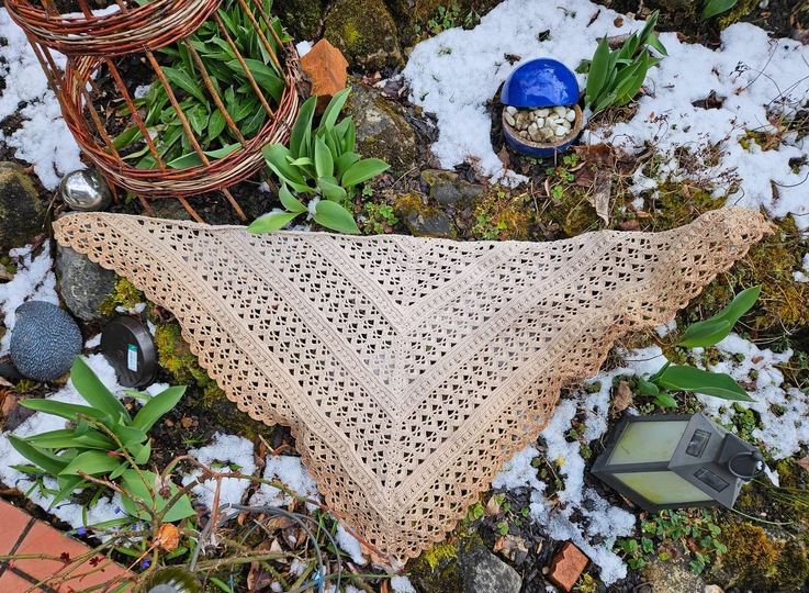 Crochet Pattern Triangular Scarf "Isaia"