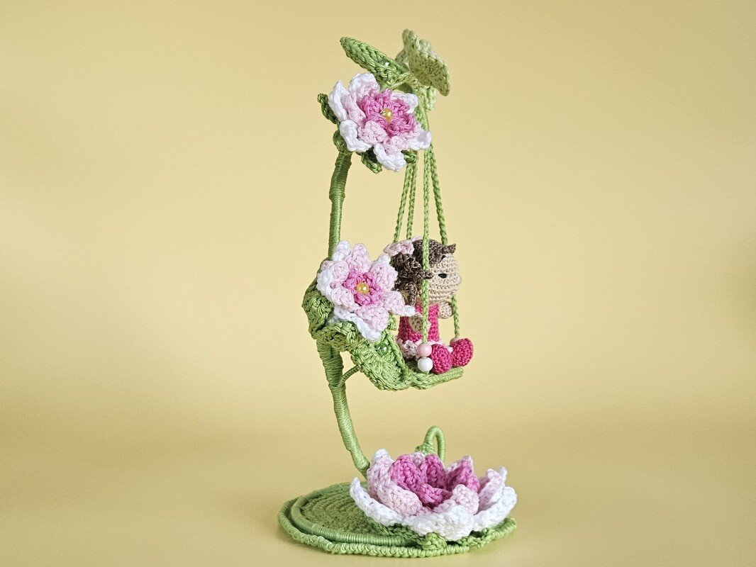 Häkelanleitung Blumenkind Yareli Seerose mit Schaukel Amigurumi - Bild 4