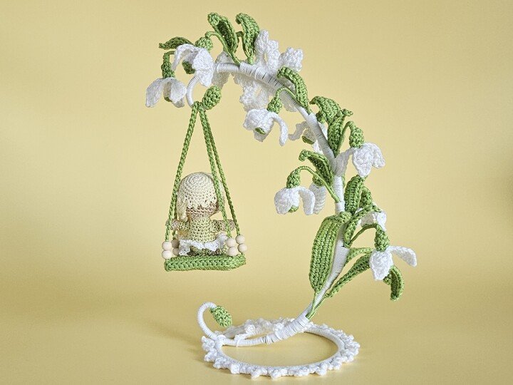 Häkelanleitung Blumenkind Elva Schneeglöckchen mit Schaukel