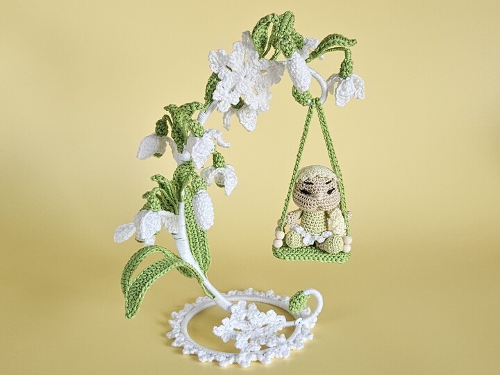 Häkelanleitung Blumenkind Elva Schneeglöckchen mit Schaukel