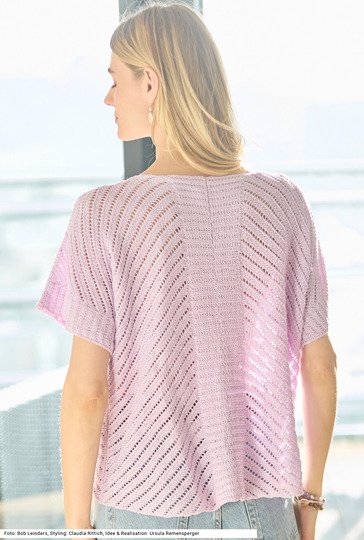 Quergestricktes Shirt