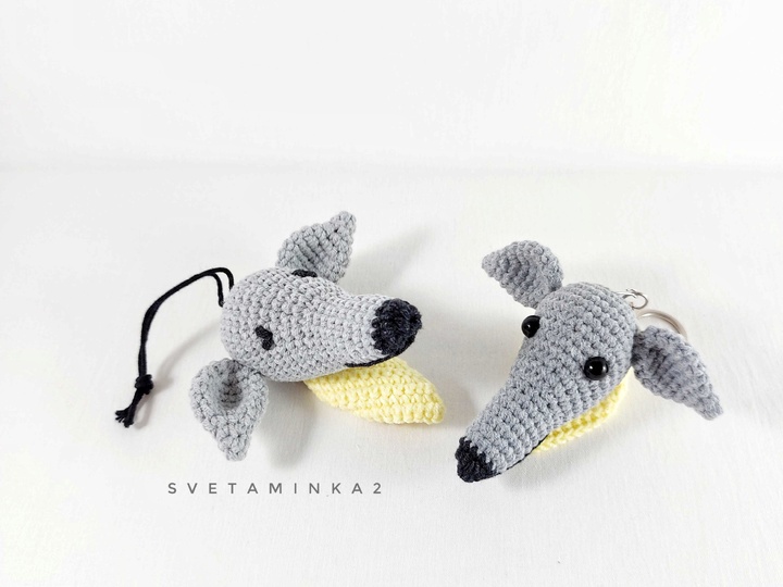 Greyhound Crochet Pattern - Amigurumi Keychain / Charm Dog Head with Scarf