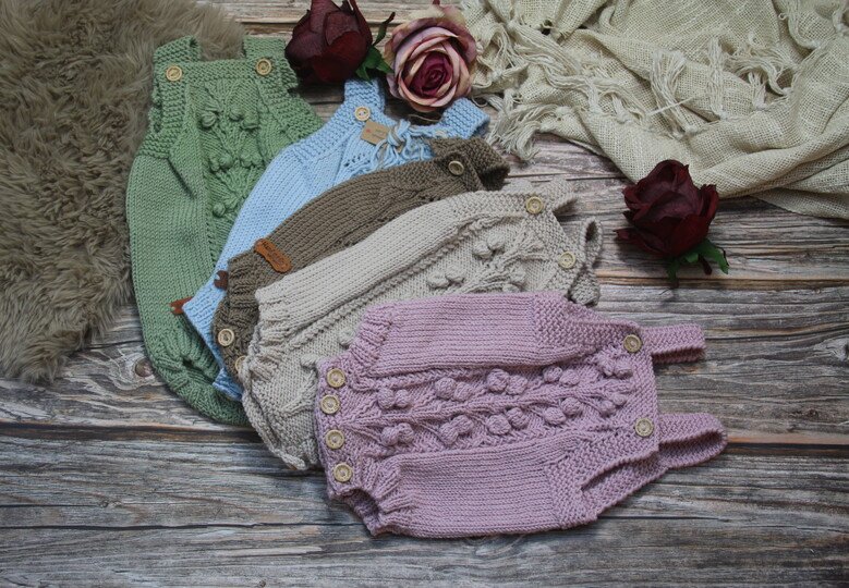 Gestrickter Romper/Body Spielanzug, Größe 1 - 18 Monate No. 014