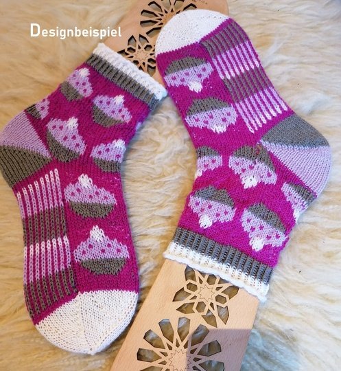 Anleitung Sockenmuster Törtchenliebe, mit mehreren Fäden