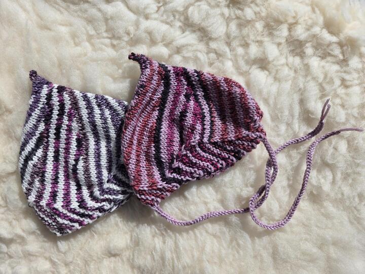 Baby-Wirbelmütze , Strickanleitung