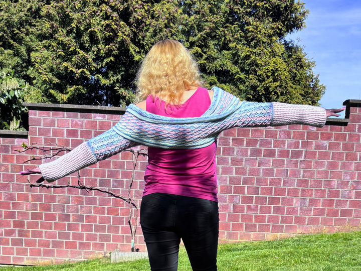 Crochet Pattern Shrug Scarf „Sugarwaves“