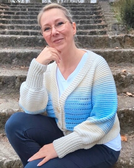 Häkelanleitung "Cleo"-trendige Häkeljacke im RVO-Stil, alle Größen