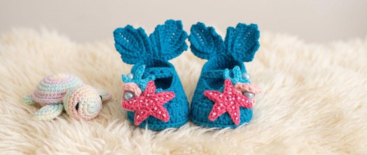 Crochet Pattern: Ariel Baby Shoes (0–3 Months) Pattern in 4 Languages