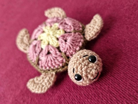 PDF Häkelanleitung Amigurumi African Flower Schildkröte Florentina