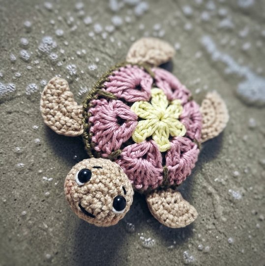 PDF Häkelanleitung Amigurumi African Flower Schildkröte Florentina