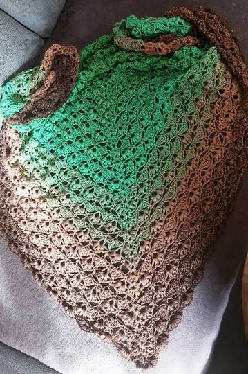 Häkelanleitung Dreieckstuch Fiori