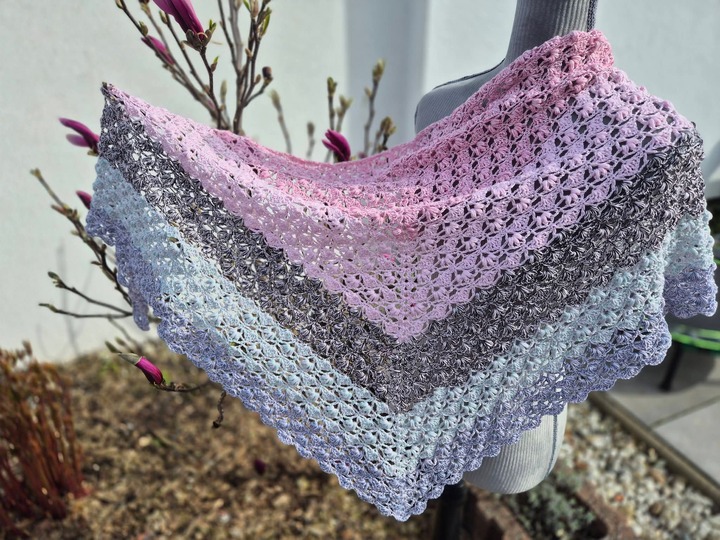 Häkelanleitung Dreieckstuch Fiori