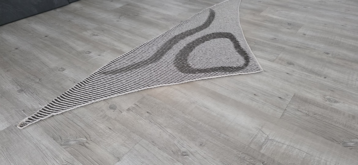 Stier (Sternzeichen) Schattenstricken, Illusionsstricken, Motivtuch