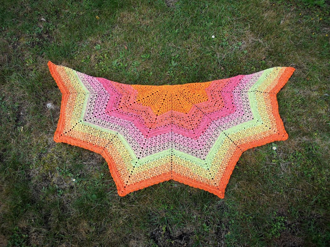 "Seestern"... das Sternentuch mit 6 Ecken für warme oder kalte Tage