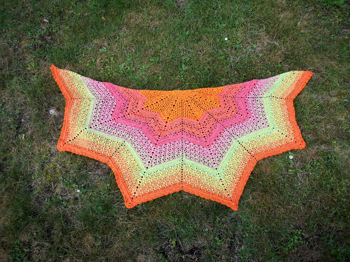 "Seestern"... das Sternentuch mit 6 Ecken für warme oder kalte Tage