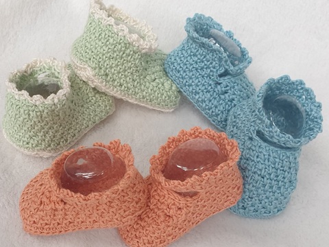 Häkelanleitung für Struktur-Baby-Puschen Molly