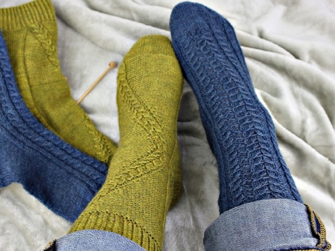 Knitting Pattern PDF Cable Socks Set – 2 Designs, Top Down