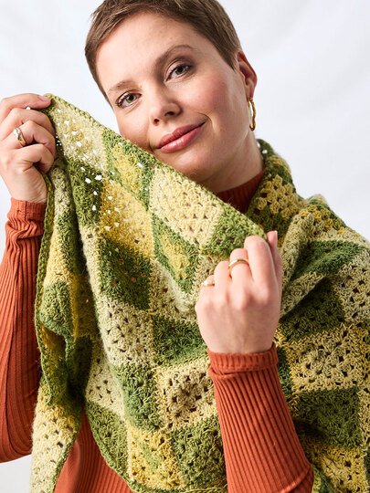 TUCH GEORGINA … MIT GRANNYS GEHÄKELT