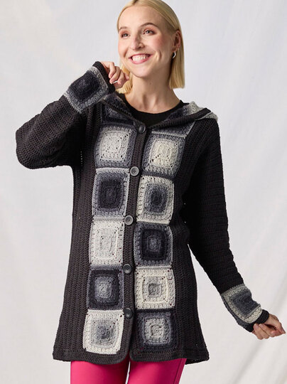 JACKE GILLIAN … MIT GRANNYS GEHÄKELT