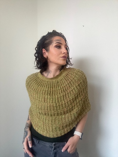 Häkelanleitung Schulterschmeichler "FRÜHLINGSERWACHEN"