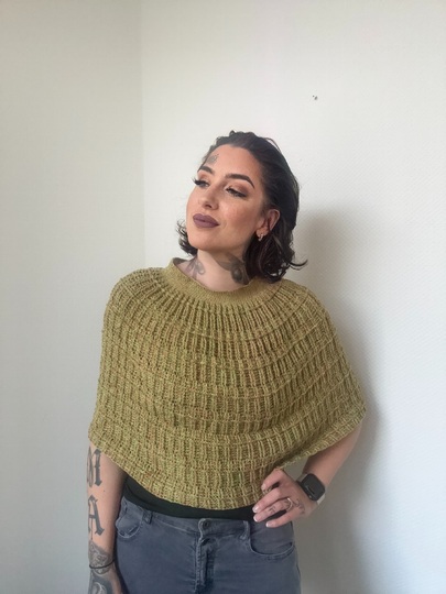 Häkelanleitung Schulterschmeichler "FRÜHLINGSERWACHEN"