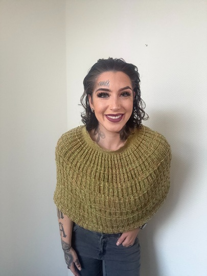 Häkelanleitung Schulterschmeichler "FRÜHLINGSERWACHEN"