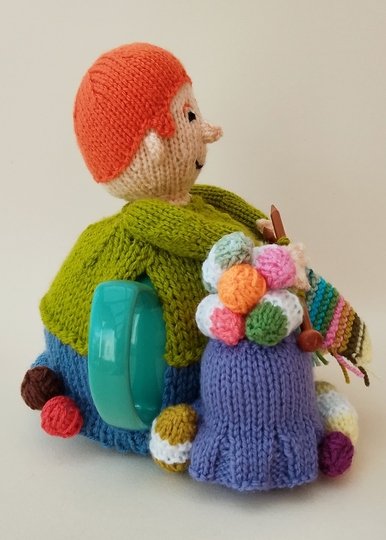 TeaCosyFolk's Knit and Natter Tea Cosy Knitting Pattern