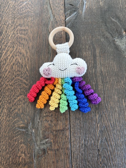 Häkelanleitung Greifling Wolke Sunny mit Regenbogen