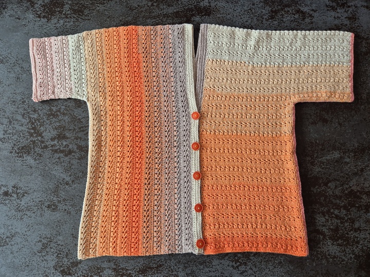 Frauhohmanns Häkeljacke „Kreuz und Quer“