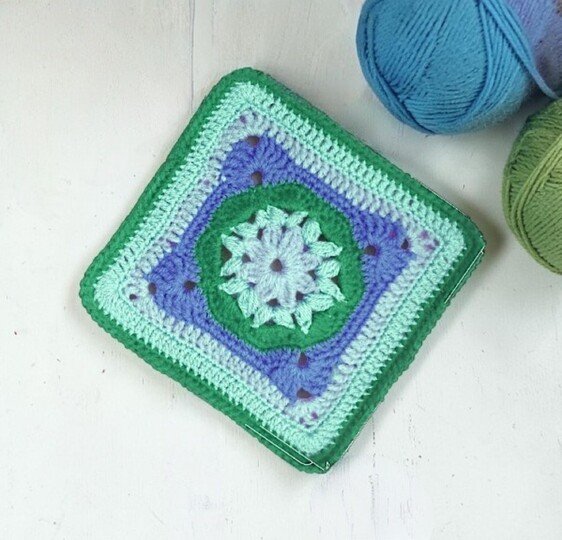 Boho Floral Granny Square Pattern (Video Tutorial)