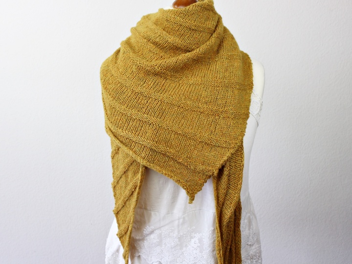 Strickanleitung Dreieckstuch einfach – gemütliches Tuch für Anfänger