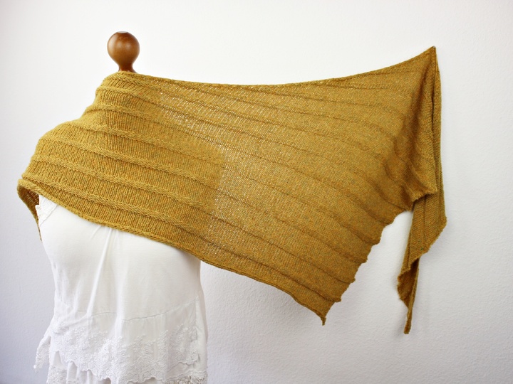 Strickanleitung Dreieckstuch einfach – gemütliches Tuch für Anfänger