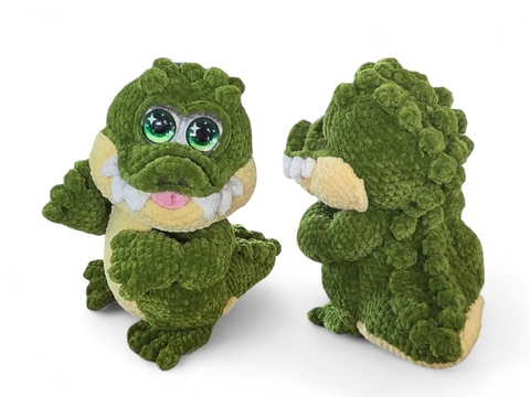 Crochet pattern for Marli, the cheeky baby crocodile