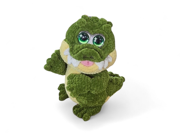 Crochet pattern for Marli, the cheeky baby crocodile