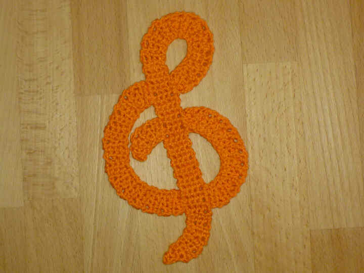 Häkelanleitung Applikationen Violinschlüssel und Noten