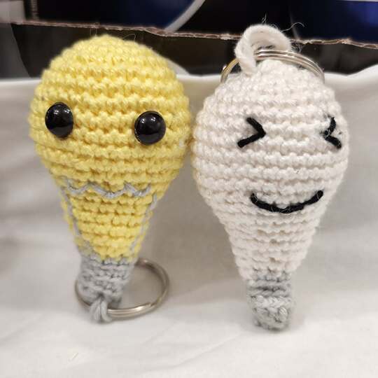 Crochet Pattern: Light Bulb Keychain