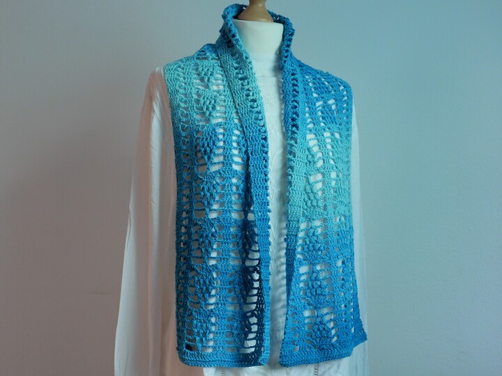 Kostenlose Anleitung für einen Häkelschal im Ananasmuster