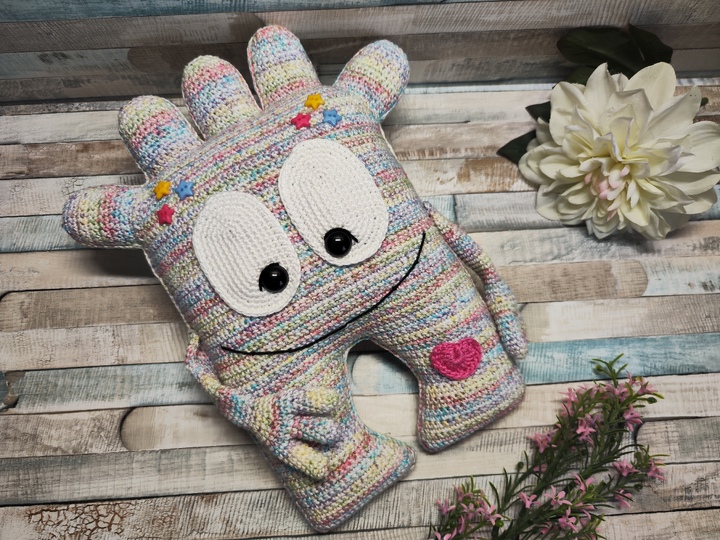 Häkelanleitung "Schmuse-Monsterle" (Dekokissen/Spieluhr)