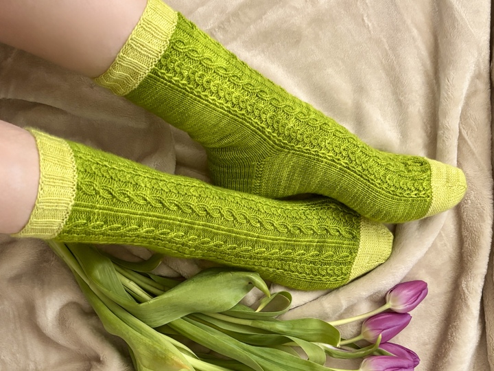 Verdina Socks, Strickanleitung für Mustersocken