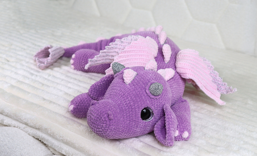 Crochet pattern: Snuggle dragon
