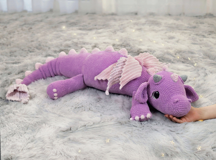 Crochet pattern: Snuggle dragon