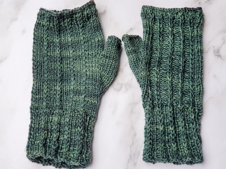 ONELINER fingerless mittens knitting pattern