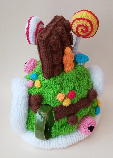 TeaCosyFolk's Candy Wonderland Tea Cosy Knitting Pattern