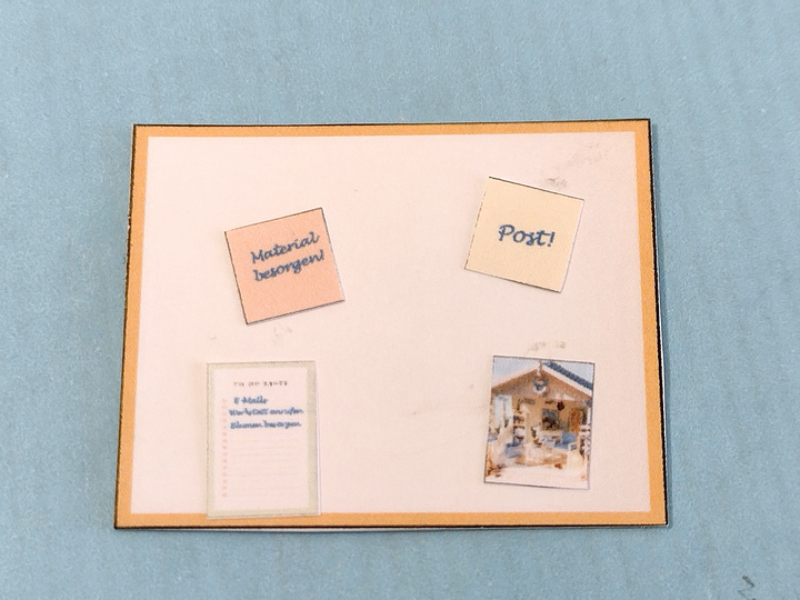 Miniatur-Büro-Set: Planung & Wand (1:12)