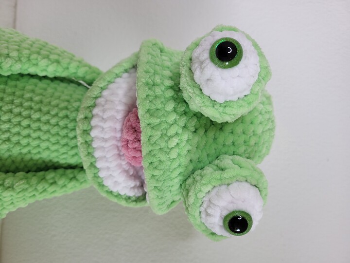 Häkelanleitung flauschiger Frosch