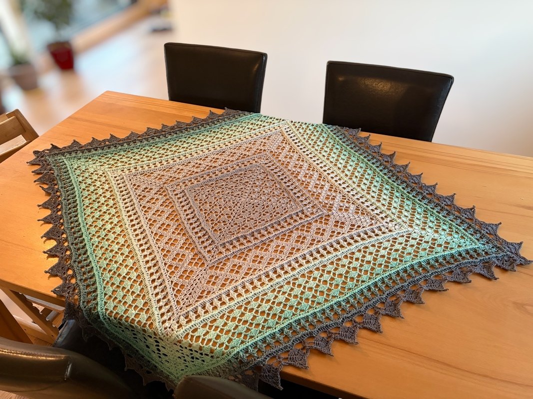 Häkelanleitung Mitteldecke "Eudora" - Anleitung für 3 Größen - Bild 4