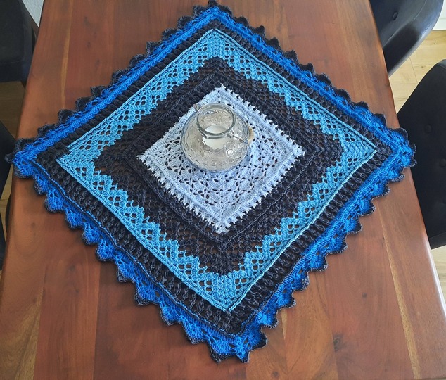 Crochet Pattern Tablecloth "Eudora" - Pattern in 3 Sizes
